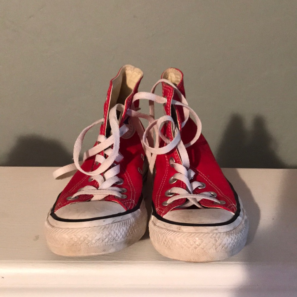Red converse